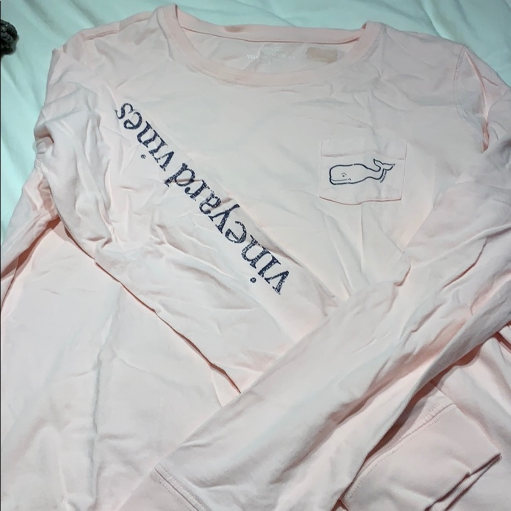 Pink large vineyard vines longs sleeve shirt